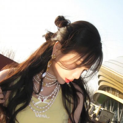 想哭的我戴上了猫的面具